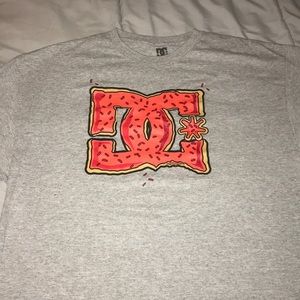 DC grey shirt Extra Large